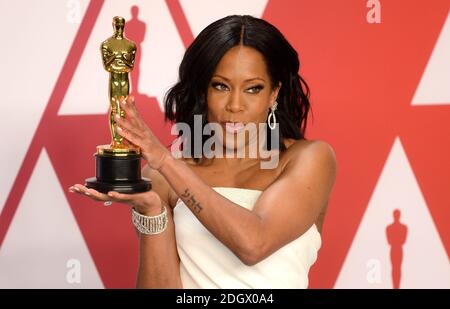 Regina King avec la meilleure actrice de soutien Oscar dans la salle de presse à la 91e Academy Awards tenue au Dolby Theatre à Hollywood, Los Angeles, Etats-Unis Banque D'Images