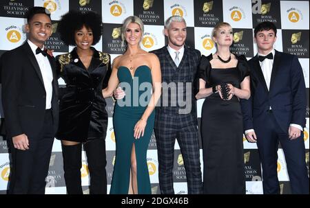 Ijaz Rana, Rachel Adedeji, Sarah Jayne Dunn, Kieron Richardson, Lysette Anthony et Aedan Duckworth ont assisté aux Prix du programme 2019 de la Royal Television Society, qui se sont tenus à l'hôtel Grosvenor, à Londres. Le crédit photo devrait se lire comme suit : Doug Peters/EMPICS Banque D'Images