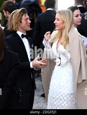 Dougie Poynter et Ellie Goulding assistent à la première mondiale de notre planète de Netflix, qui s'est tenue au Musée d'Histoire naturelle de Londres Banque D'Images