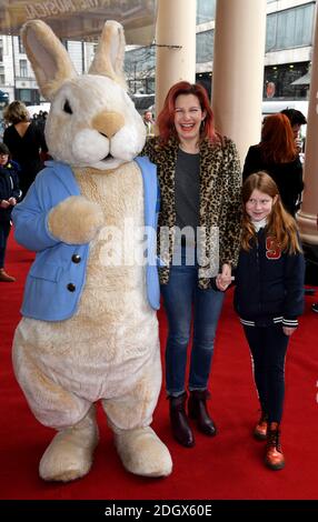 Lucy Montgomery assister à la représentation de gala de où est Peter Rabbit? Au Theatre Royal Haymarket, Londres Banque D'Images
