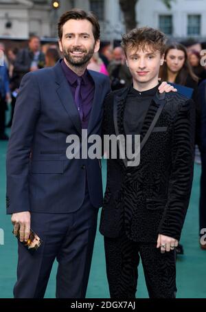 David Tennant et Ty Tennant assistent à la première britannique de Tolkien tenue à Curzon Mayfair, Londres. Crédit photo devrait lire: Doug Peters/EMPICS Banque D'Images