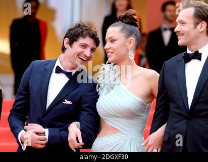 Niels Schneider (à gauche), Adele Exarchopoulos et Paul Hamy assistent à la première de Sibyl lors du 72e Festival de Cannes. Crédit photo devrait se lire: Doug Peters/EMPICS Banque D'Images