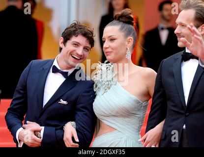 Niels Schneider (à gauche), Adele Exarchopoulos et Paul Hamy assistent à la première de Sibyl lors du 72e Festival de Cannes. Crédit photo devrait se lire: Doug Peters/EMPICS Banque D'Images