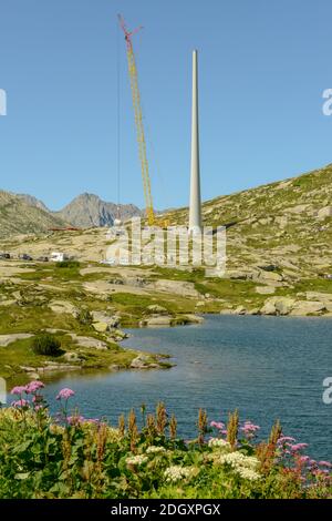 Construction d'un parc éolien sur le col de Gotthard dans le alpes suisses Banque D'Images