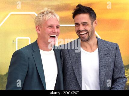 Jamie Laing (à gauche) et Spencer Matthews participant à la fois... Dans Hollywood UK Premiere, tenue à Odeon Luxe, Leicester Square, Londres. Le crédit photo devrait se lire comme suit : Doug Peters/EMPICS Banque D'Images