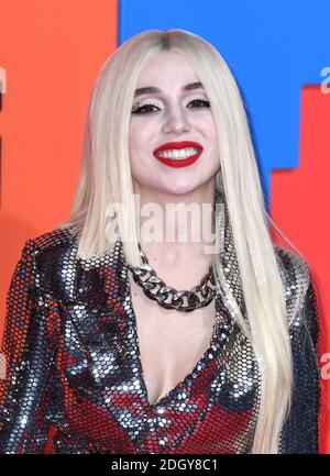 AVA Max participe aux MTV Europe Music Awards 2019, qui se tiennent au Centre de conférences et d'expositions FIBES de Séville, Espagne. Le crédit photo devrait se lire comme suit : Doug Peters/EMPICS Banque D'Images