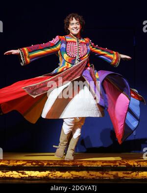 Lee Mead (vainqueur du spectacle de talents de la BBC, « n'importe quel rêve va faire ») est Joseph dans la nouvelle production de Joseph et de l'incroyable Dreamcoat Technicolor au Adelphi Theatre dans le centre de Londres. Banque D'Images