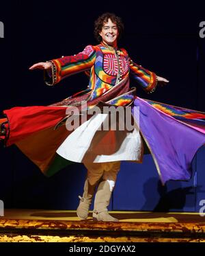 Lee Mead (vainqueur du spectacle de talents de la BBC, « n'importe quel rêve va faire ») est Joseph dans la nouvelle production de Joseph et de l'incroyable Dreamcoat Technicolor au Adelphi Theatre dans le centre de Londres. Banque D'Images