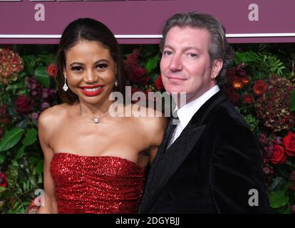 Lady Emma Weymouth et Ceawlin Thynn, Viscount Weymouth, assistent au 65e prix du Théâtre standard de la soirée qui s'est tenu au London Coliseum, Londres. Crédit photo devrait se lire: Doug Peters/EMPICS Banque D'Images