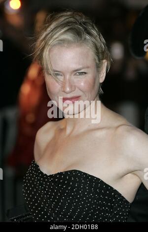 Renee Zellweger arrive pour la première britannique de Bee Movie à Empire à Leicester Square, dans le centre de Londres. Banque D'Images