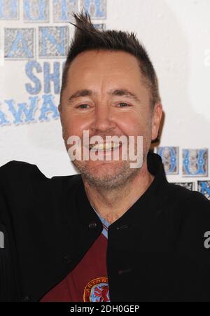 Nigel Kennedy arrive au South Bank Show Awards qui a eu lieu à l'hôtel Dorchester, Londres. Banque D'Images