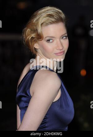 Talulah Riley arrive pour la première du bateau qui a secoué à l'Odeon Leicester Square, Londres. Banque D'Images