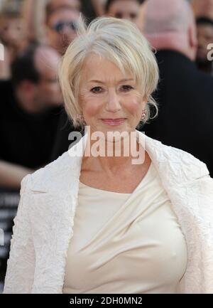 Helen Mirren arrive à la première mondiale « The State of Play » à l'Empire Cinema, Leicester Square, Londres Banque D'Images