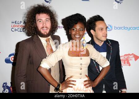 Les Noisettes dans la presse courent au Capital 95.8 Summertime ball avec Barclaycard au stade Emirates. Banque D'Images