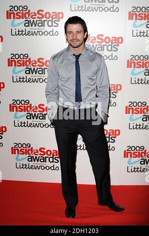 Neil McDermott arrive pour les Inside SOAP Awards 2009 à Sketch, conduit Street, Londres. Banque D'Images