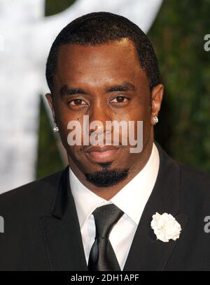 Sean P Diddy Combes arrivant à la Vanity Fair Oscar Viewing Party 2010, à la Tour du coucher du soleil, Los Angeles Banque D'Images