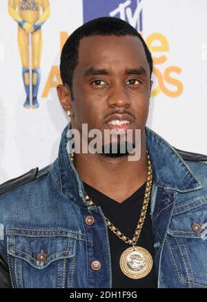 Sean Diddy Combs arrive pour les MTV Movie Awards 2010, Universal Studios, Los Angeles. Banque D'Images