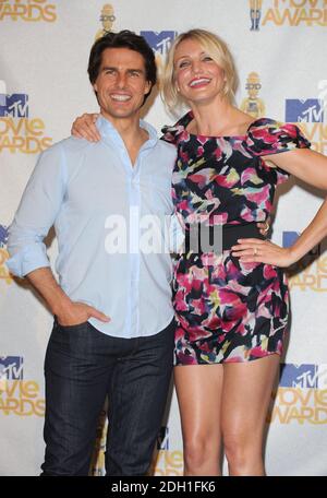 Cameron Diaz et Tom Cruise dans la salle de presse aux MTV Movie Awards 2010 à Universal Studios à Los Angeles, Etats-Unis. Banque D'Images