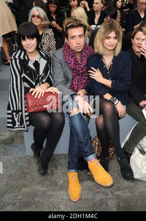 Lily Allen, Nick Grimshaw et Pixie Geldof au salon unique de la passerelle, The Old Eurostar terminal, Waterloo Station, dans le cadre de la Fashion week de Londres Printemps été 2011, Londres. Banque D'Images