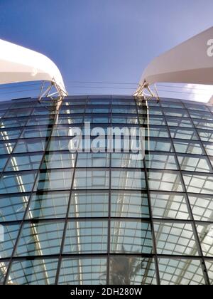 SINGAPOUR, SINGAPOUR - 6 mai 2017 : architecture de grande hauteur emblématique dans le centre-ville financier et d'affaires Banque D'Images