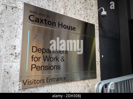 Le ministère du travail et des pensions est situé à Caxton House. C'est le plus grand ministère du gouvernement du Royaume-Uni responsable de l'emploi et des pensions. Banque D'Images