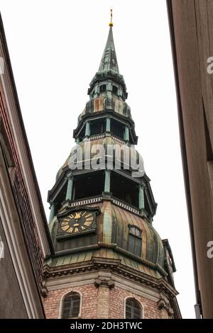 Photo verticale de la cathédrale Saint-Paul Banque D'Images