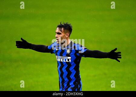 Milan, Italie. 09e décembre 2020. MILAN, ITALIE - 09 décembre 2020 : Lautaro Martinez du FC Internazionale réagit lors du match de football du groupe B de la Ligue des champions de l'UEFA entre le FC Internazionale et le FC Shakhtar Donetsk. (Photo de Nicolò Campo/Sipa USA) crédit: SIPA USA/Alay Live News Banque D'Images