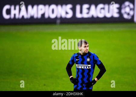 Milan, Italie. 09e décembre 2020. MILAN, ITALIE - 09 décembre 2020 : Nicolo Barella du FC Internazionale semble abattu lors du match de football du groupe B de la Ligue des champions de l'UEFA entre le FC Internazionale et le FC Shakhtar Donetsk. (Photo de Nicolò Campo/Sipa USA) crédit: SIPA USA/Alay Live News Banque D'Images