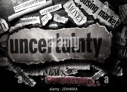 Coronavirus et les manchettes de l'économie Banque D'Images