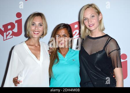 Davia Martelli, Maeva Anissa et Marine paquet assistent à la première NRJ12 de les vacances des Anges, Bienvenue chez les Grecs à l'Elysée Biarritz à Paris, France le 24 Aout 2017. Photo d'Aurore Marechal/ABACAPRESS.COM Banque D'Images