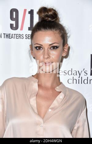 Olga Fonda participe à la première du « 9/11 » d'Atlas distribution Company au Linwood Dunn Theatre le 29 août 2017 à Los Angeles, Californie, États-Unis. Photo de Lionel Hahn/ABACAPRESS.COM Banque D'Images