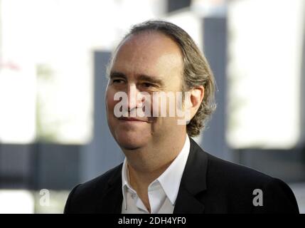 Le Premier ministre français Edouard Philippe prononce un discours à côté du fondateur du fournisseur français d'Internet haut débit Iliad, Xavier Niel, lors d'une visite à l'incubateur de démarrage Station F à Paris le 31 août 2107. Photo d'Alain Apaydin/ABACAPRESS.COM Banque D'Images