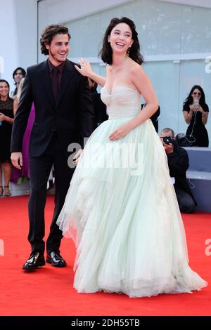 Matilda de Angelis et Andrea Arcangeli assistent à la première una Famiglia lors du 74e Festival International du film de Venise (Mostra di Venezia) au Lido, Venise, Italie, le 04 septembre 2017. Photo d'Aurore Marechal/ABACAPRESS.COM Banque D'Images