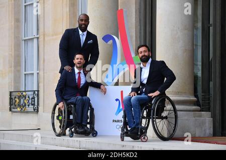 Teddy Riner, champion olympique français de judo, arrive à l'Elysée Palace à Paris pour célébrer le couronnement de Paris comme hôte des Jeux Olympiques de 2024, le 15 septembre 2017. Photo de Christian Liewig/ABACAPRESS.COM Banque D'Images