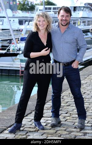 Cecile Bois et Thierry Godard assistent un photocall pour la série Meurtres a Sarlat lors du 4eme jour du 19e Festival de la Fiction TV francophone de la Rochelle a la Rochelle, France le 16 septembre 2017. Photo d'Aurore Marechal/ABACAPRESS.COM Banque D'Images