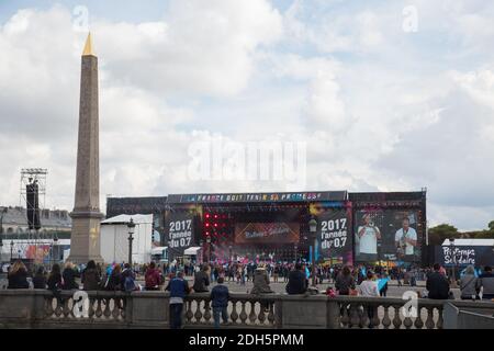 Atmopshere au concert Meeting Printemps solidaire 2017 for 0,7 P.I.B. for Poor Country à Paris, France, le 17 septembre 2017. Photo de Nasser Berzane/ABACAPRESS.COM Banque D'Images
