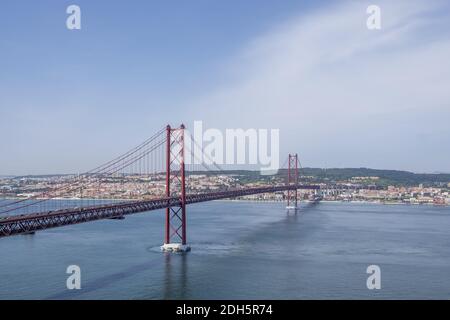 Pont Tage River mit 25 de Abril, Lissabon Banque D'Images