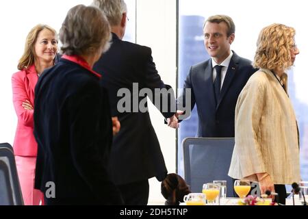 Le président français Emmanuel Macron et les ministres français rencontrent les dirigeants des ONG à la mission française des Nations Unies à New York le 19 septembre 2017. Photo de Stephane LeMouton/Pool/ABACAPRESS.COM Banque D'Images