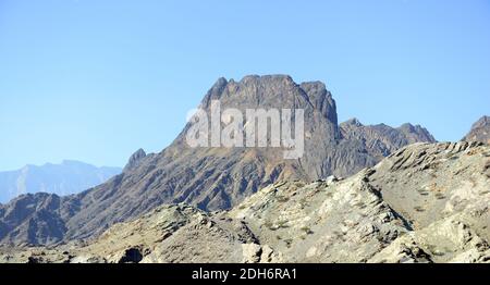 Paysages montagneux dans la région de Jabel Shams en Oman. Banque D'Images