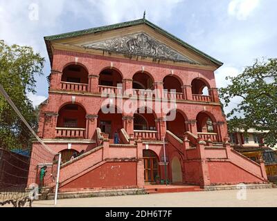 Le modèle de gouvernement Boys Higher Secondary School Trivandrum , le bâtiment principal de l'école, un exemple de l'architecture européenne, a été construit en 1910. Banque D'Images