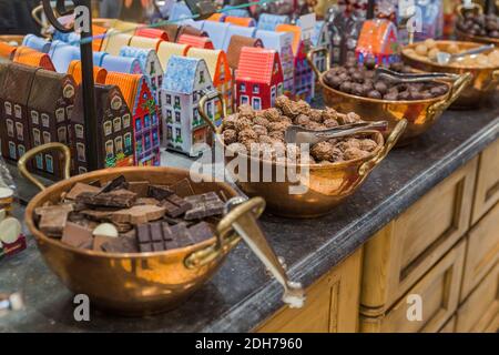 Bonbons de chocolat en boutique Banque D'Images