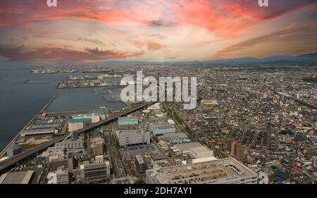 Vue aérienne ou vue plongeante images de la baie de Kansai La région d'Osaka au Japon comprend de grands magasins d'usine haut de gamme situés en face L'aéroport international de Kansai et moi Banque D'Images