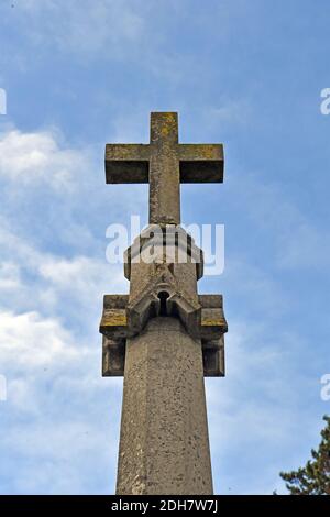 GV of St. Michael's Church, Church Street, Betchworth, présenté dans four Weddings and a Funeral, jeudi 12 novembre 2020.