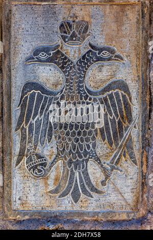 Aigle à double tête, le symbole le plus reconnaissable de l'orthodoxie. Symbole officiel de l'Empire byzantin tardif. Banque D'Images