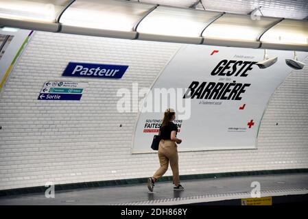 Paris (France) : station de métro Pasteur dans le 15ème arrondissement (quartier). Éclosion de coronavirus, Covid-19, levée de la restriction de verrouillage Banque D'Images