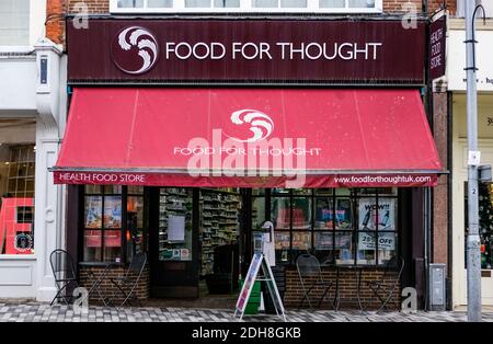 Kingston London, décembre 09 2020, Food for Thought Shop Front sans personne Banque D'Images