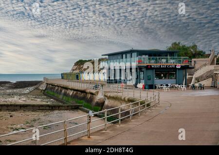 West Bay Café,Westgate Bay Westgate,sur,la mer,Thanet Kent, Angleterre hors saison,l'automne Banque D'Images