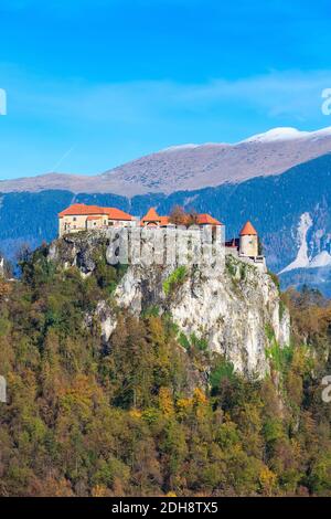 Château médiéval sur le lac de Bled en Slovénie Banque D'Images