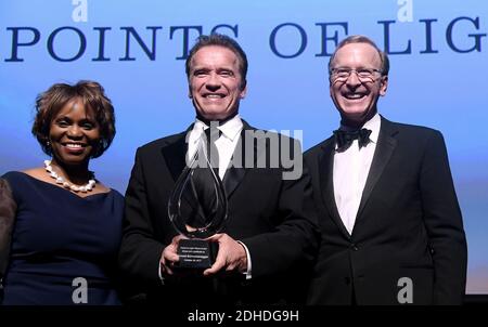 Ancien gouvernement de Californie Arnold Schwarzenegger reçoit les points of Light Annual Tribute Awards à l'Ambassade de France, à Washington, DC, Etats-Unis, le 19 octobre 2017 . Photo par Olivier Douliery/ABACAPRESS.COM Banque D'Images