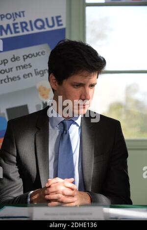 Julien Denormandie, ministre adjoint de la cohésion territoriale lors de sa visite à la Rochelle, Charente-Maritime, France, le 31 octobre 2017. Photo par Arnault Serriere/ABACAPRESS.COM Banque D'Images